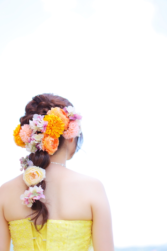 No.22 黄色いドレスの女性