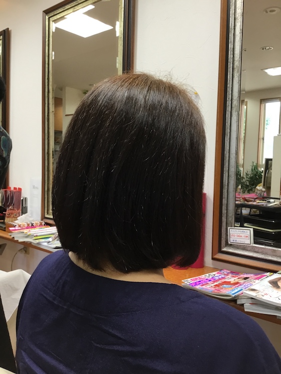 No.36 ボブヘアの女性
