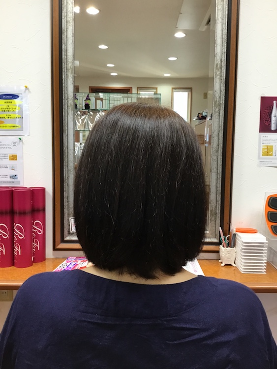 No.36 ボブヘアの女性