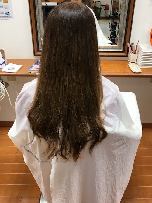 No.37 ロングヘアの女性