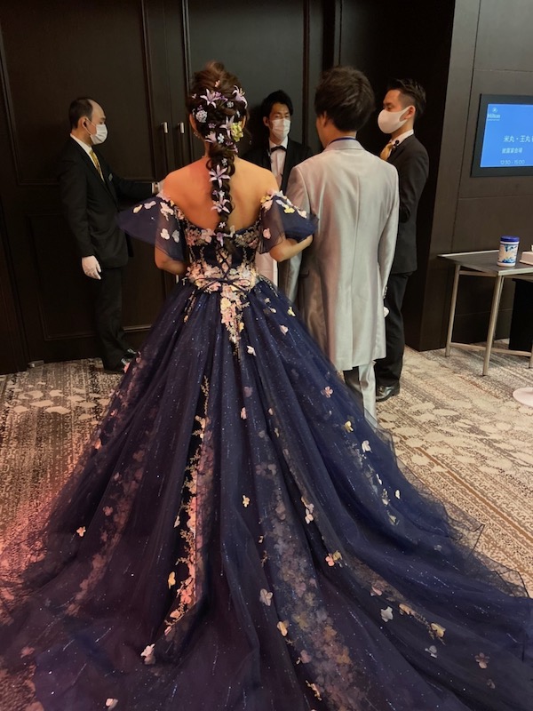 No.69 ウェディングドレスの花嫁さん